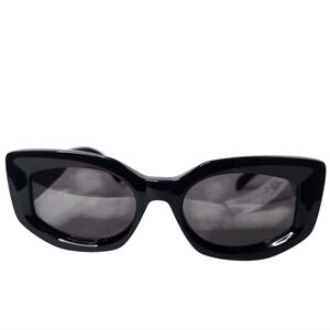 CELINE Bold 3 Dots Cat Eye Sunglasses Black, Nwt